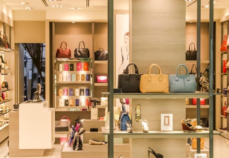 luxury-brands(source courtesy: paxabay)