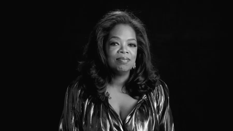 black-and-white-oprah-winfrey-7k623p5rdoi5xku6
